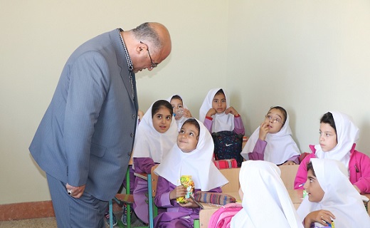 بازدید مدیرکل آموزش و پرورش آذربایجان غربی از 20 مدرسه استان
