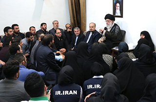 بیانات رهبر انقلاب در دیدار با مدال آوران بازی‌های آسیایی جاکارتا + فیلم