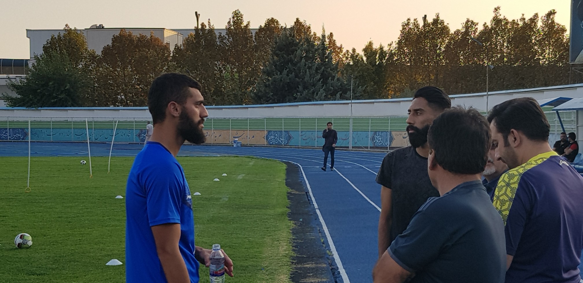 تمرین استقلالی ها در حضور اصحاب رسانه/سرماخوردگی فرمانده شفر در آستانه دربی 88