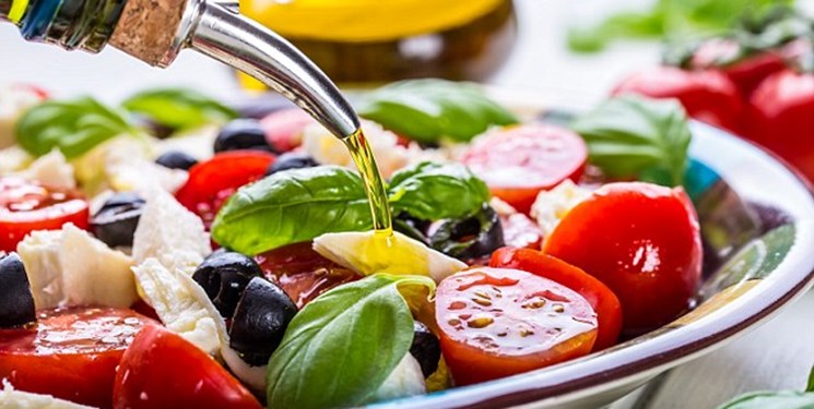 بهترین مواد غذایی که با سرطان مبارزه می کند کدامند؟