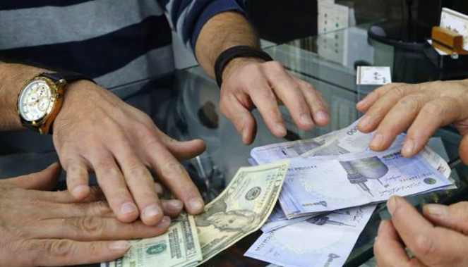 دلالان ارزی را آزاد نکنید/مجوزتان باطل می&zwnj;شود