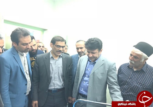 بازدید رئیس دانشگاه علوم پزشکی اهواز و مدیرکل هلال احمر خوزستان از روند درمان دانش آموزان حادثه دیده لالی