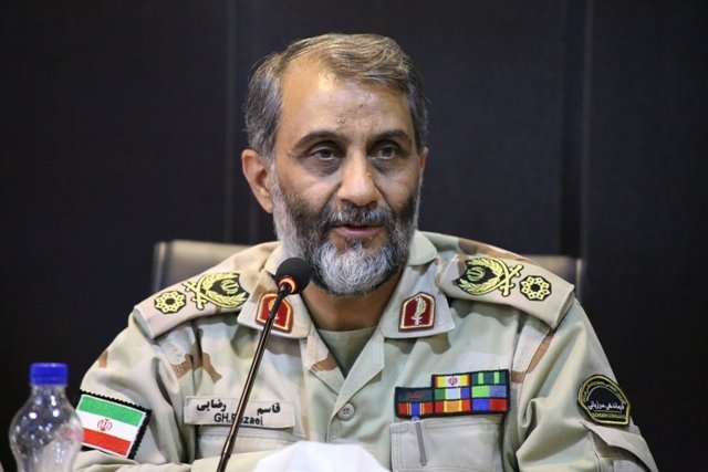 زائران بدون هیچ مشکلی در حال تردد از پایانه های مرزی هستند/ فرمانده مرزبانی عراق:تامین امنیت زوار در اولویت است