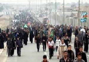 آموزش های بهداشتی به زوار اربعین حسینی در مرز شلمچه
