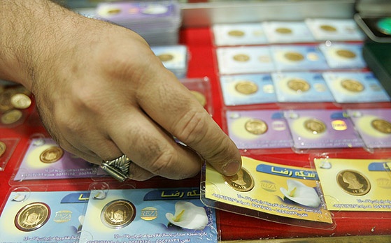 اخبار سیاسی مثبت بازار ارز و طلا را آرام نکرد