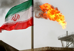 یک منبع آگاه در دولت هند: به پالایشگاه&zwnj;های هند نگفتیم واردات نفت از ایران را متوقف کنند