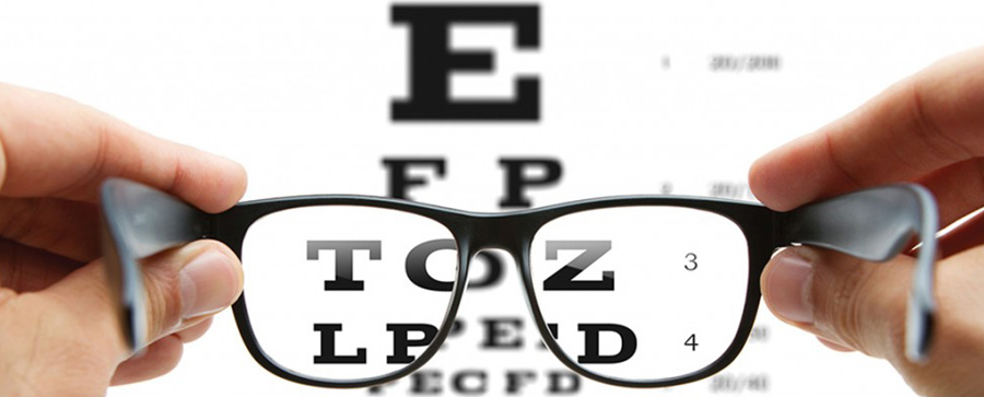 ضرورت ارزیابی بینایی خردسالان تا ۶ سالگی/ موبایل و تبلت در کمین سلامت چشم کودکان