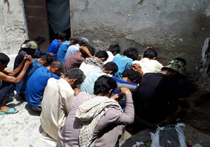 دستگیری ۲۲ خرده فروش مواد افیونی درسراوان