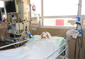 آتش&zwnj;نشان مجروح حادثه رژه اهواز به هوش آمد