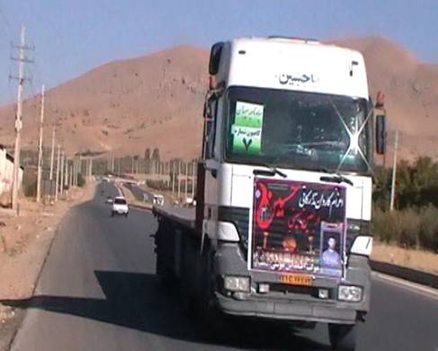 استقبال کامیون‌داران بجنوردی برای انتقال وسایل مواکب به کربلای معلی