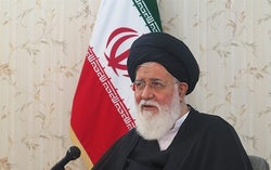 جبهه استکبار جهانی تمام توان خود را در عرصه اقتصادی علیه ایران به&zwnj;کار گرفته است