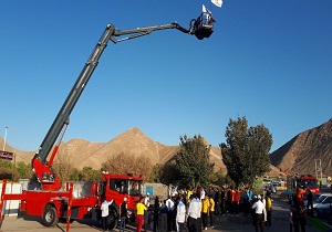 از بالابر هیدرولیکی امداد نجات در پارک کوهستان یزد رونمایی شد