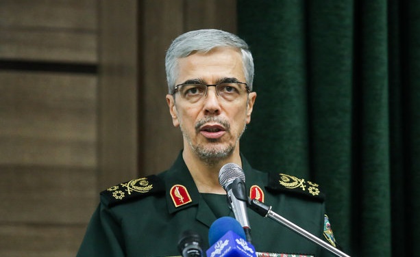 اروپا یا آمریکا مشکلات ما را حل نمی کنند
