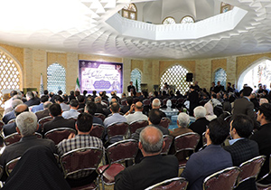 بازسازی بزرگترین میدان کاشان باعمارت کوشک کمال الملک