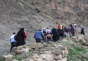 کوهپیمایی خانوادگی در شهرکرد برگزار شد