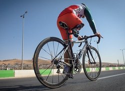 ورود دوچرخه سوار خوزستانی به استان ایلام