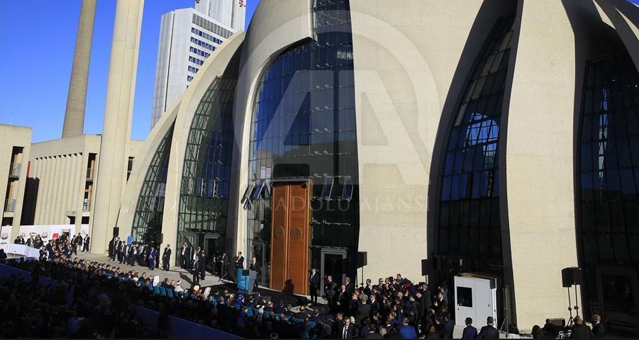 افتتاح مسجد اعظم کلن به دست اردوغان+ تصاویر