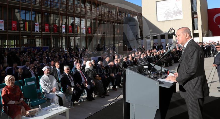 افتتاح مسجد اعظم کلن به دست اردوغان+ تصاویر