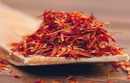 پوست سفید هندوانه را دور نیندازید/گیاهی قرمزرنگ برای درمان تورم زبان/برای کاهش کلسترول خون رب انار را فراموش نکنید