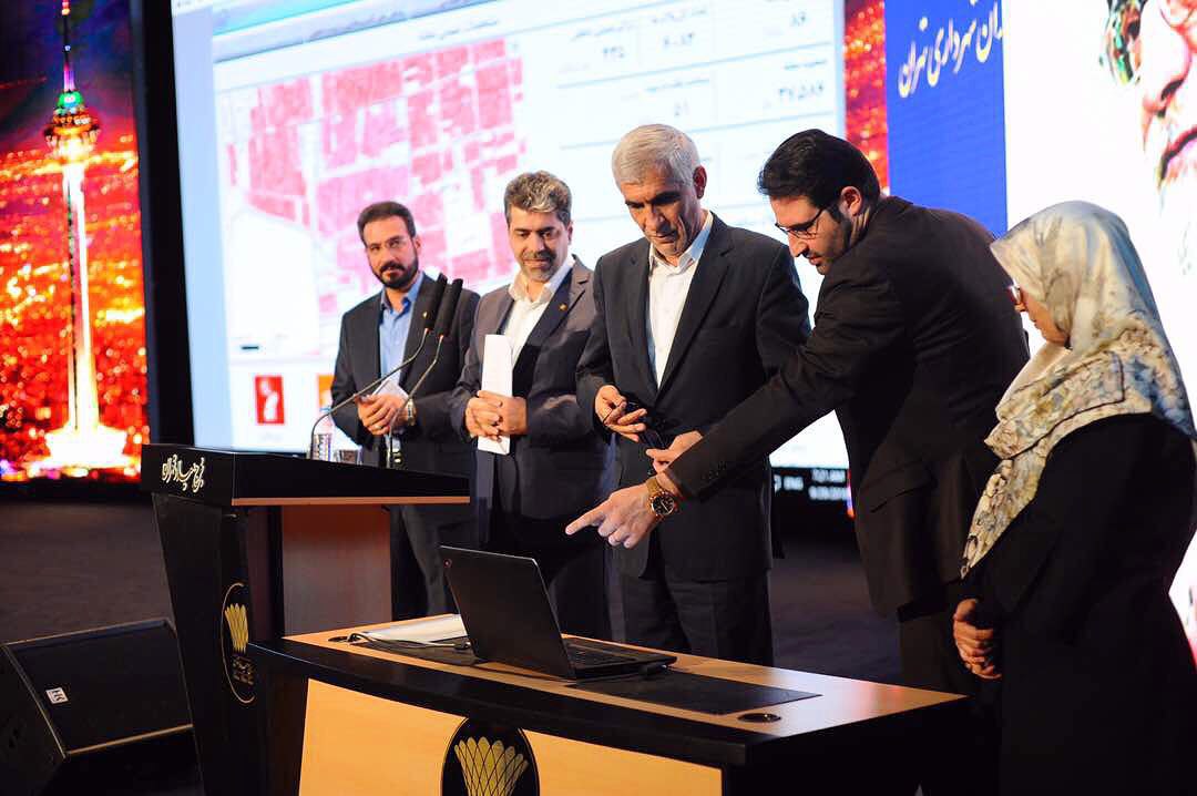 رونمایی از ۳ سامانه هوشمند جدید توسط شهردار تهران