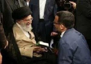 تقدیم کتاب نویسنده مهدیشهری به رهبر معظم انقلاب