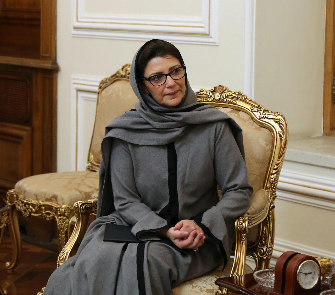 تعداد زنان سالمند در ایران بیشتر از مردان سالمند است.