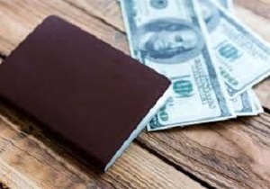 سرگردانی زائران کربلا برای دریافت ارز در شلمچه عراق