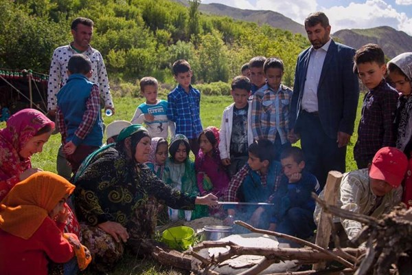 معلمی که مدرسه روستایی را جهانی کرد