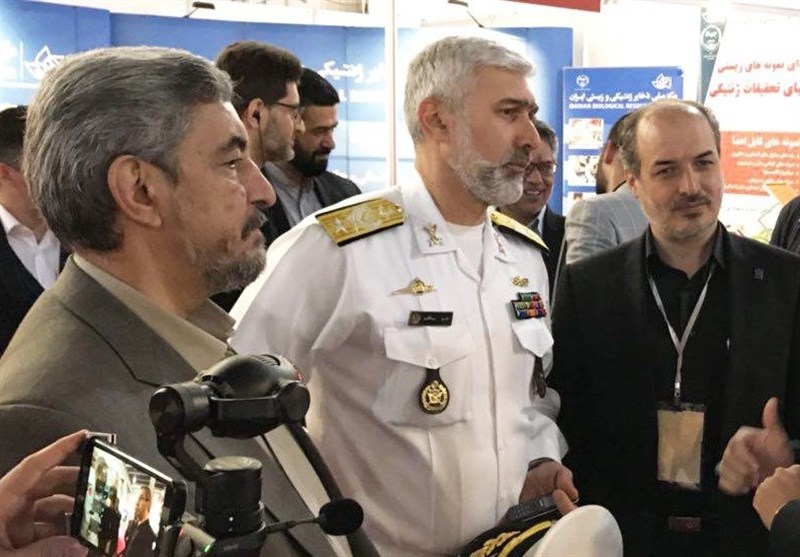 بازدید امیر رستگاری از نمایشگاه دستاورد&zwnj;های دریایی کشور