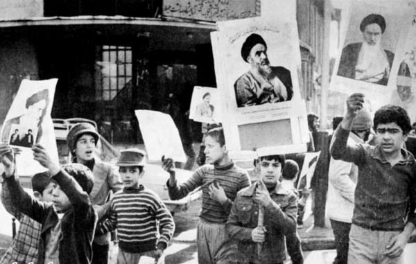 13 آبان 97 و حضور متفاوت مردم /استکبار ستیزی که ماندگار خواهد شد