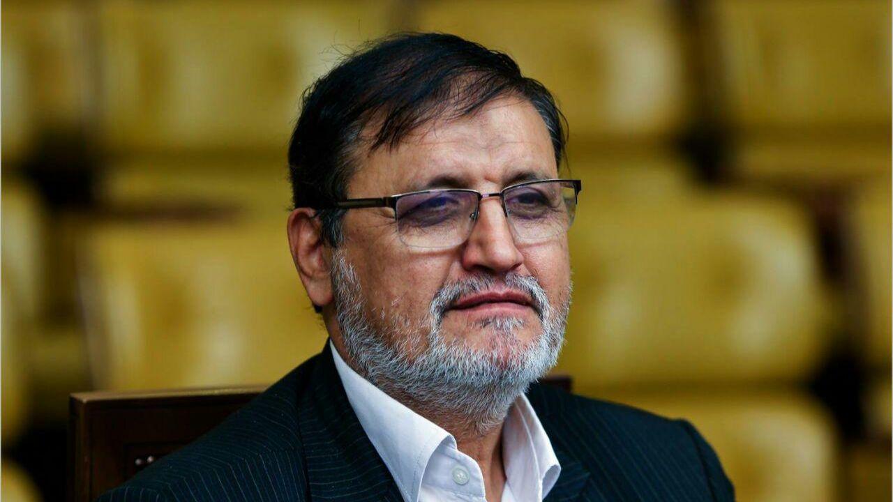 جهانگیری: برای تخصیص ارز زائران اربعین اشتباه کردیم/ بیمه کشاورزی از عهده همه خسارت&zwnj;ها برنمی&zwnj;آید/ ابزار تحریم به پایان خط رسیده است