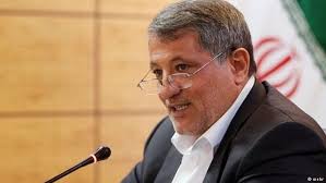 شهردار تهران را اعضای شورای شهر انتخاب می کنند نه احزاب