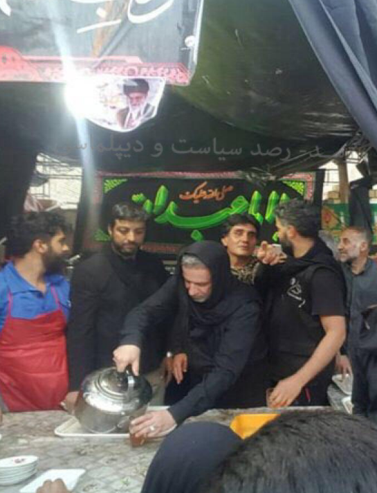 خدمت رسانی عراقچی به زائران حسینی و حضور در موکبهای عراق +فیلم و تصاویر خدمت رسانی عراقچی به زائران حسینی و حضور در موکبهای عراق +فیلم و تصاویر