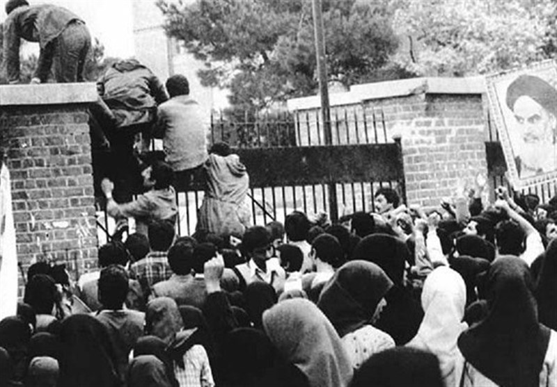 گفتگو| شیخ&zwnj;الاسلام: اصلاح&zwnj;طلبان پشیمان از تسخیر لانه جاسوسی &laquo;هیچ کاره&raquo; بودند/ماجرای ورزش کردن و خوردن غذاهای عالی توسط گروگان&zwnj;ها