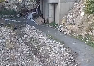 فیلمی از آلودگی زیست محیطی رودخانه در «گلخندان»