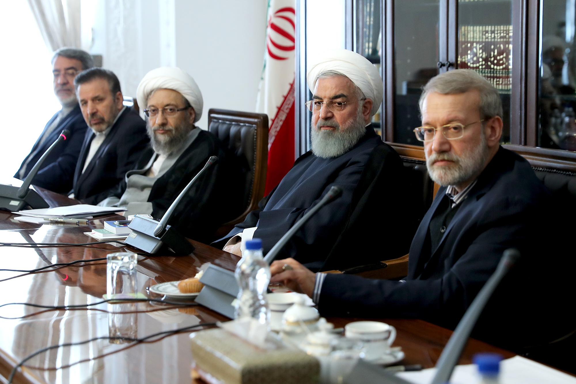 گزارش رییس کل بانک مرکزی از وضعیت بازار پول ارائه شد/ تاکید شورای عالی هماهنگی اقتصادی بر سیاست تقویت تولید ملی و گسترش تعامل با سایر کشورها