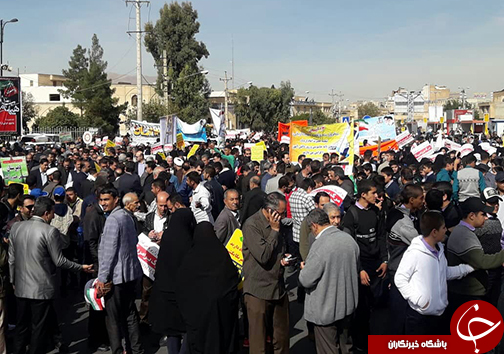 فریاد مرگ بر استکبار آسمان فارس را درنوردید
