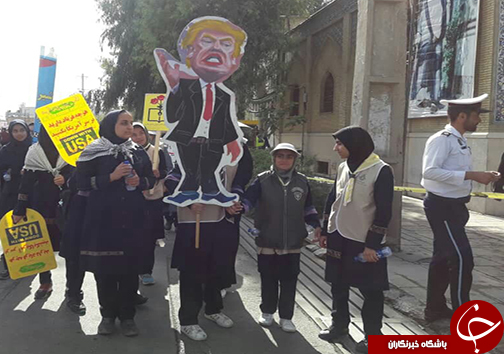 فریاد مرگ بر استکبار آسمان فارس را درنوردید
