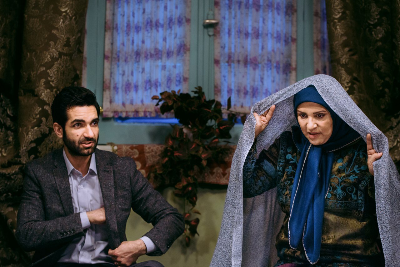 / به ازای رنج&zwnj;هایی که میبریم هر روز قوی&zwnj;تر میشویم/هیچ آشنایی را در سینما ندارم/ بازیگری را از زیر صفر شروع کردم/منتظر غافلگیری سریال &laquo;حوالی باییز&raquo; باشید