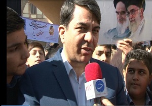 اتحاد و همبستگی راه برون رفت از مشکلات است
