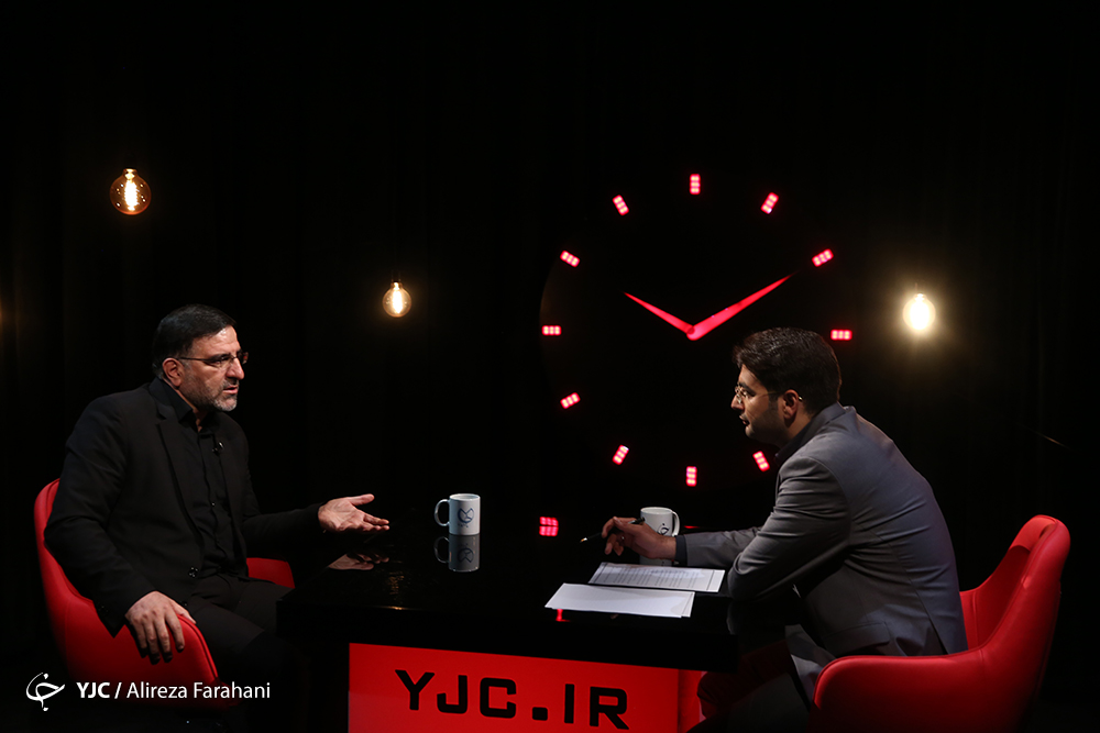 امیرآبادی فراهانی: هماهنگی نانوشته 5 نفر برای رای نیاوردن استیضاح آخوندی!/مرعشی فرار رو به جلو دارد/مرعشی در شرکتی که هست هیچ اسم و رسمی از خود به جا نگذاشته است/وزیر اطلاعات صحت سندهای علیه شریعتمداری را تایید کرد