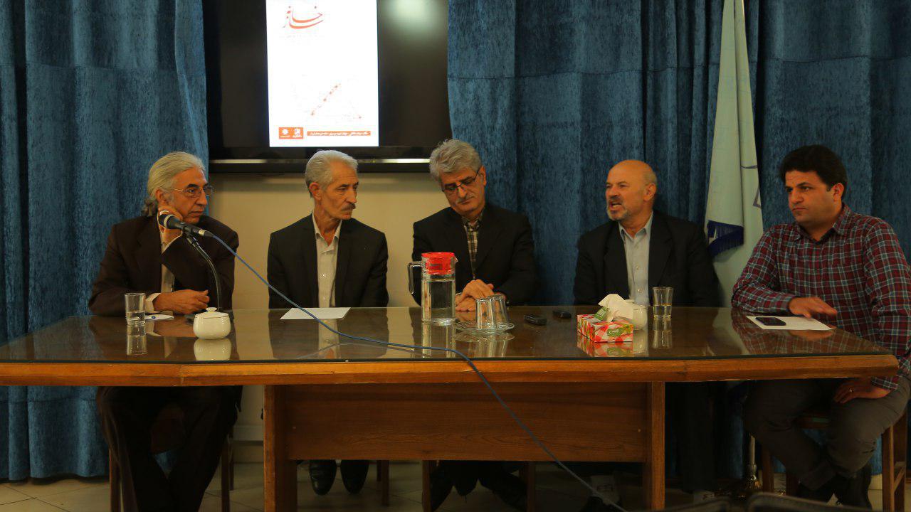 امکانات خانه موسیقی برای نمایشگاه محدود است/ فروش ساز&zwnj; در حاشیه نمایشگاه!