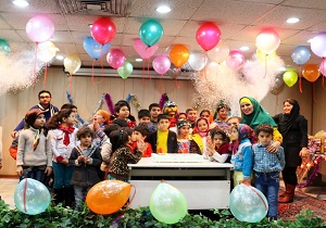 برگزاری مراسم جشن با حضور ۴۰ کودک حاشیه نشین