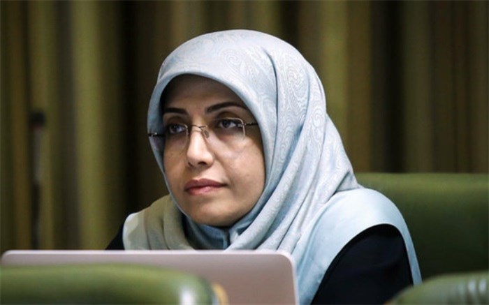 ابراز نگرانی عضو شورای شهر از تغییر وضعیت استخدامی برخی افراد در شهرداری