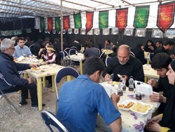 خدمات دهی بهزیستی ایلام به 720 زائر حسینی