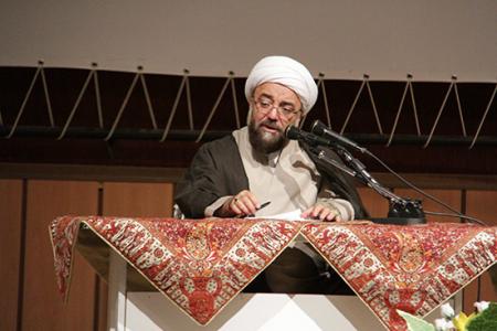 ارائه کلکسیونی از طرح&zwnj;ها نشانه ابتکار و خلاقیت نیست/ وجود شغل دوم، تاب آوری معلمان را کاهش داده است/ حرکت&zwnj;های چراغ خاموش برای تضعیف یا تحریف سند تحول بنیادین