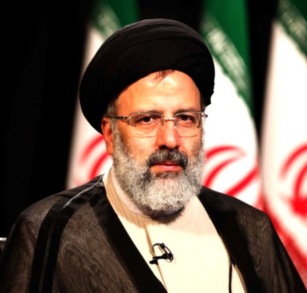 آیین خطبه خوانی شب شهادت امام رضا(ع) با حضور تولیت های اعتاب مقدسه+فیلم