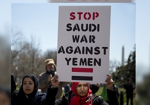 تجمع فعالان حقوق&zwnj;بشر در خیابان&zwnj;های نیویورک در اعتراض به جنایات متجاوزان سعودی در یمن