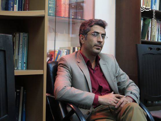 اومانیسم به جای خداگرایی؛ چرا می&zwnj;توانیم مشایی را مروج &laquo;اومانیسم&raquo; بدانیم؟
