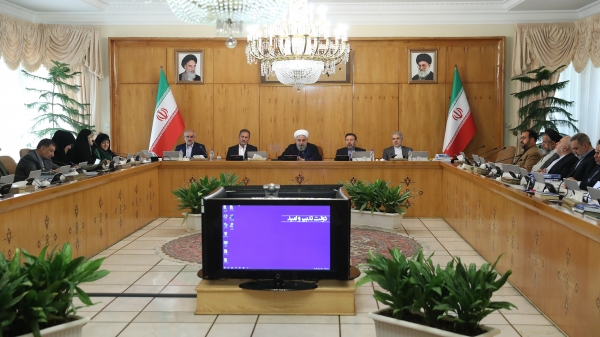 از قدردانی وزیر کشور از برگزارکنندگان مراسم اربعین تا دستگیری مسئولان یک شبکه هرمی